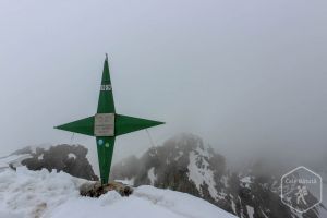 Vârful Lespezi (2522 m)